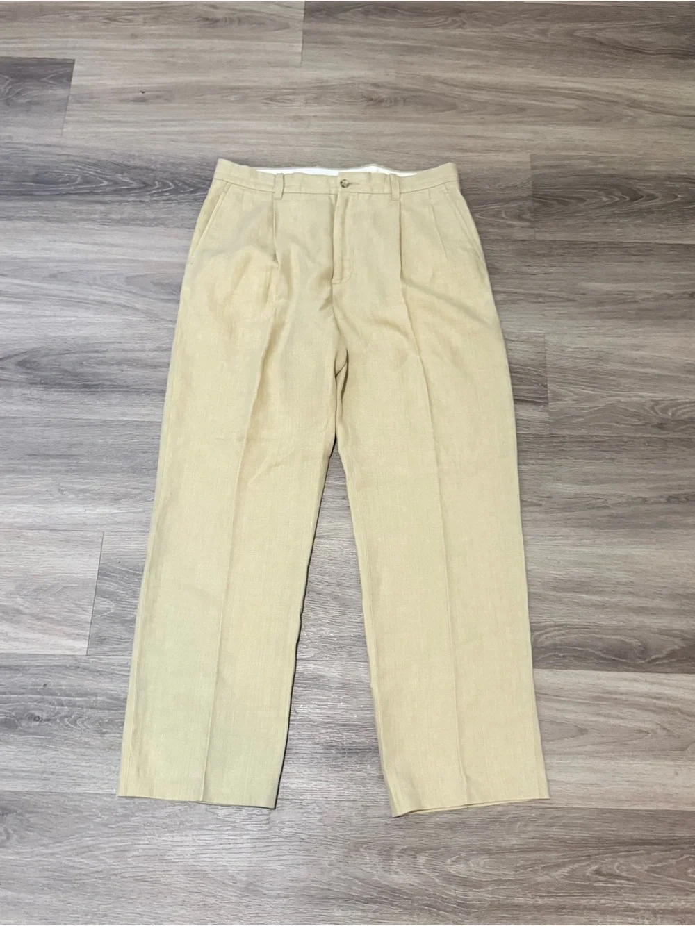Brooks Brothers Khaki Pleated Linen Pants in Light Beige